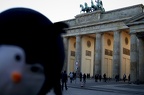 Tux in Front of the Brandenburg Gate